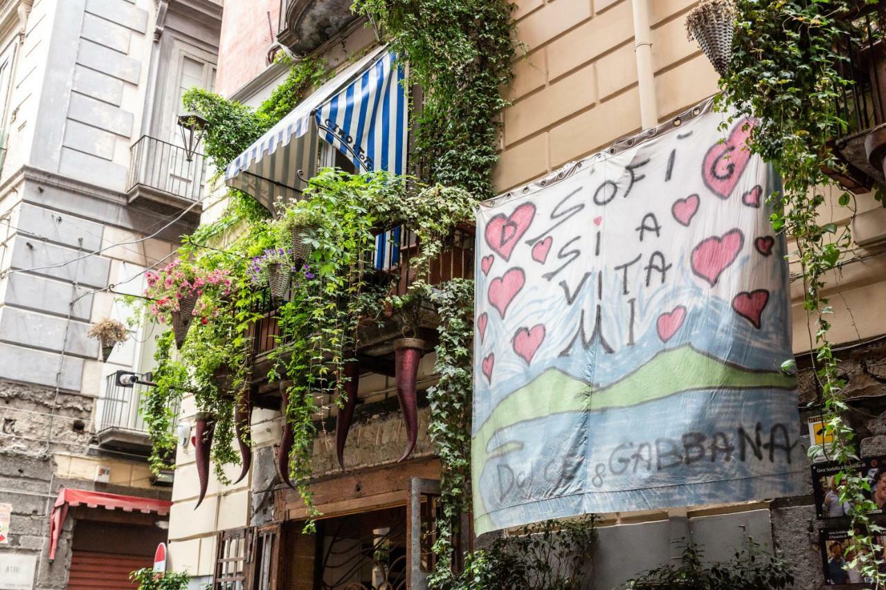 Vecchia Napoli - Tribunali Exterior foto